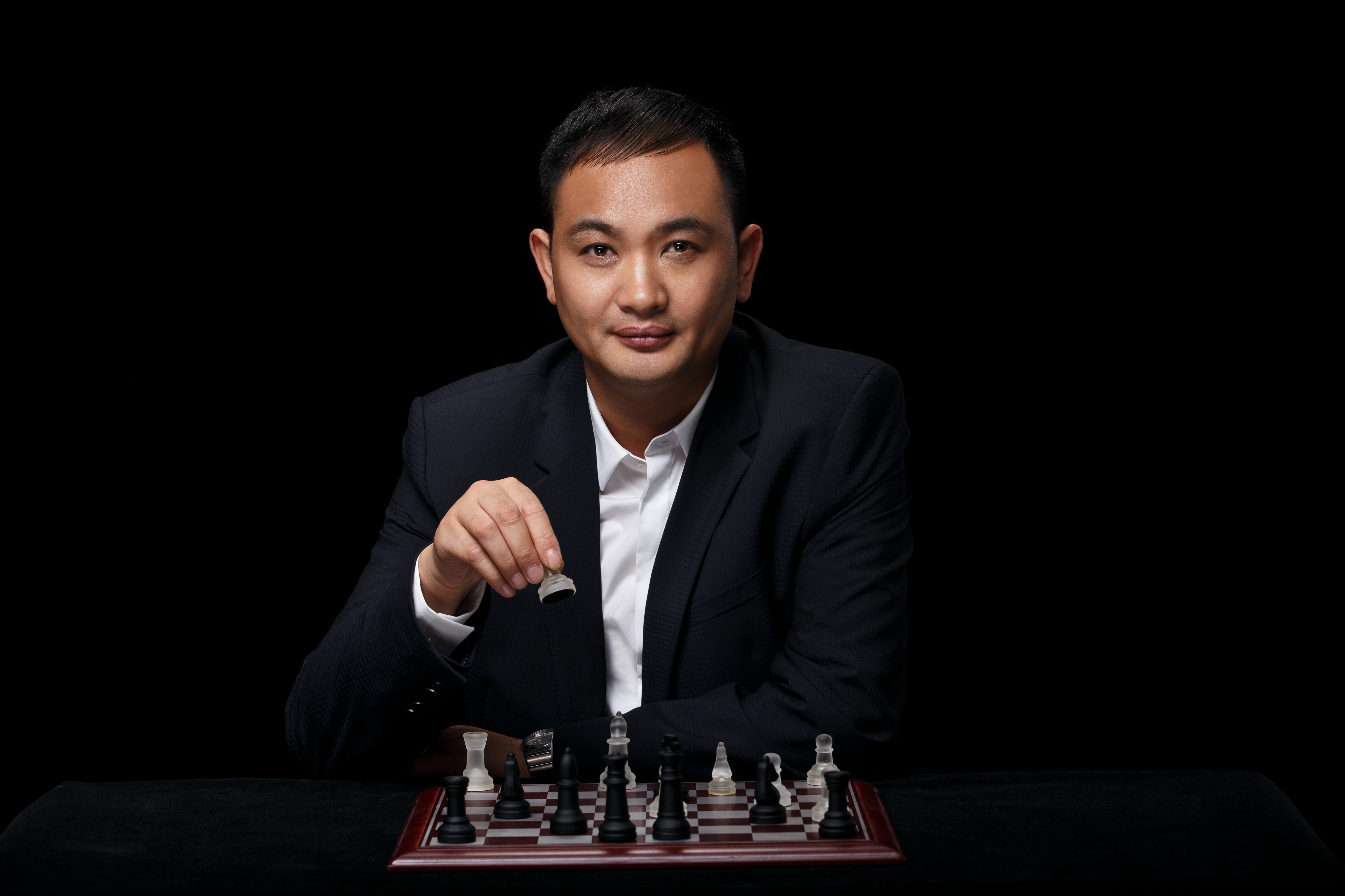 恒峰g22董事长赵密升